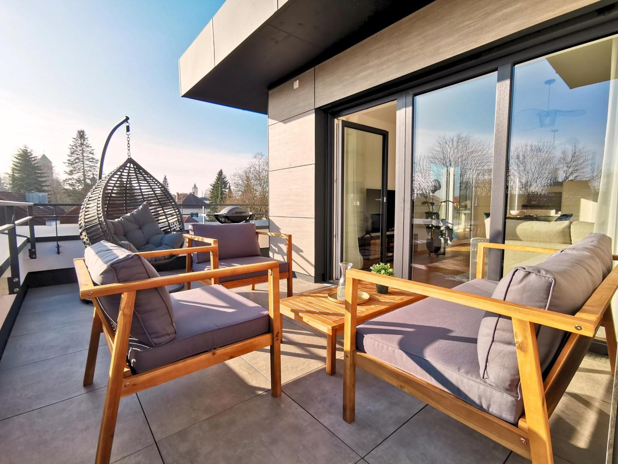 Fynbos Penthouse Deluxe, Balkon, Parkplatz Apartment ชเตราบิง ภายนอก รูปภาพ