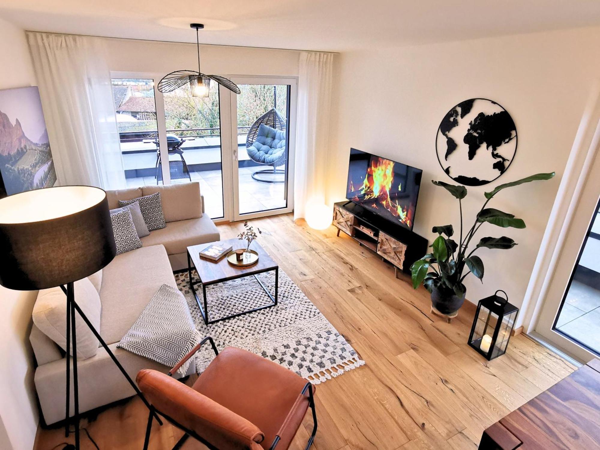 Fynbos Penthouse Deluxe, Balkon, Parkplatz Apartment ชเตราบิง ภายนอก รูปภาพ
