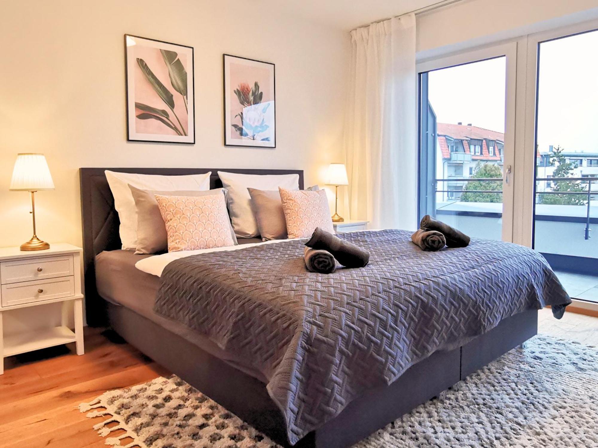 Fynbos Penthouse Deluxe, Balkon, Parkplatz Apartment ชเตราบิง ภายนอก รูปภาพ